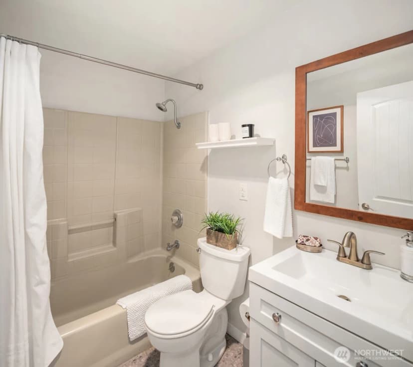Property photo for 9408 9th Avenue Sw, Seattle photo 18