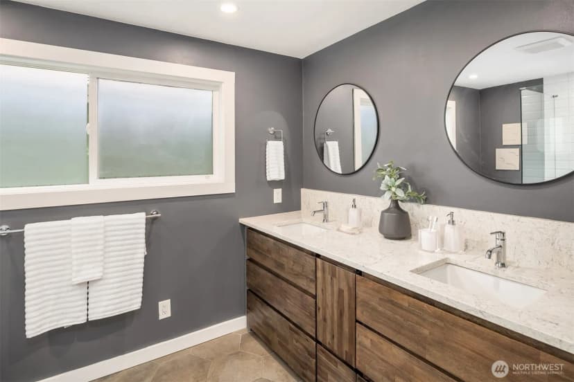 Property photo for 9408 9th Avenue Sw, Seattle photo 15