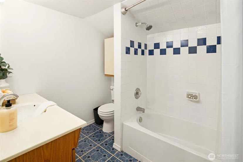 Property photo for 12406 Se 198th Place, Kent photo 35