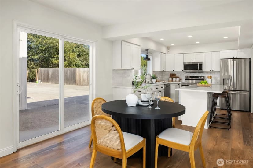 Property photo for 12406 Se 198th Place, Kent photo 16