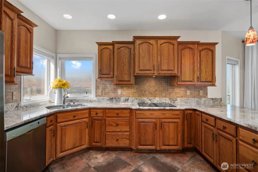 Property photo for 2330 Enchantment View, East Wenatchee photo 13