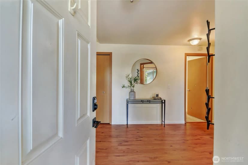 Property photo for 12212 401 Street E, Eatonville photo 2