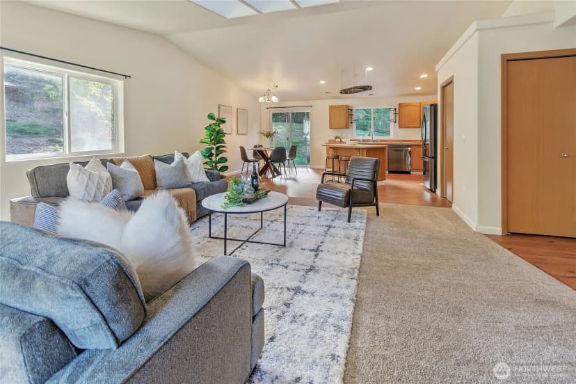 Property photo for 12212 401 Street E, Eatonville photo 6