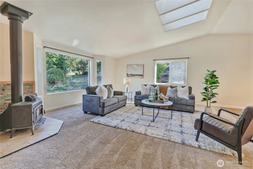 Property photo for 12212 401 Street E, Eatonville photo 4