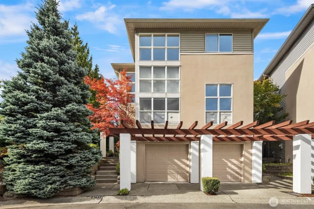 Property photo for 2753 124th Avenue Se, Bellevue