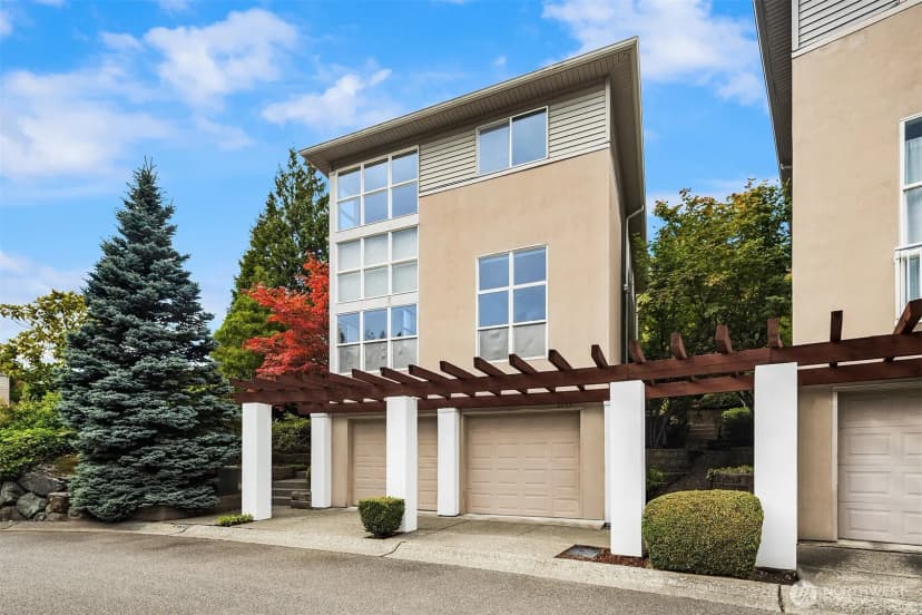 Property photo for 2753 124th Avenue Se, Bellevue photo 18