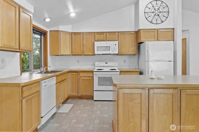 Property photo for 8939 Buttonwood Lane Ne, Olympia photo 25