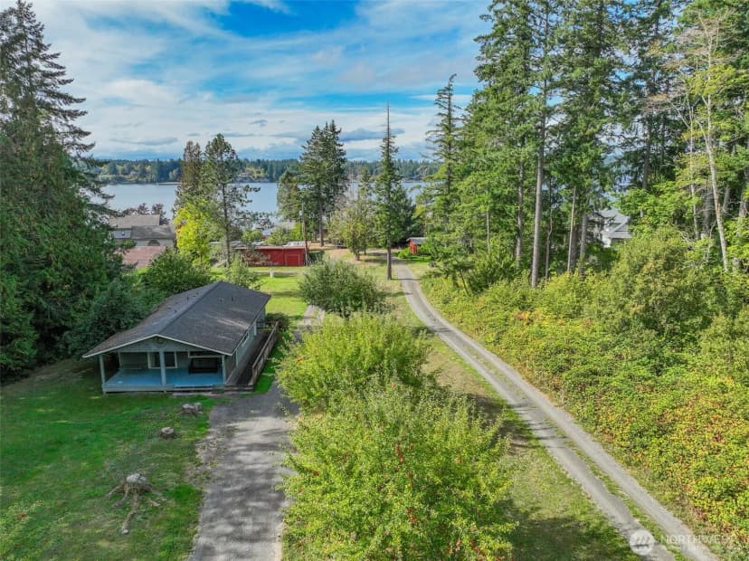 Property photo for 8939 Buttonwood Lane Ne, Olympia photo 3