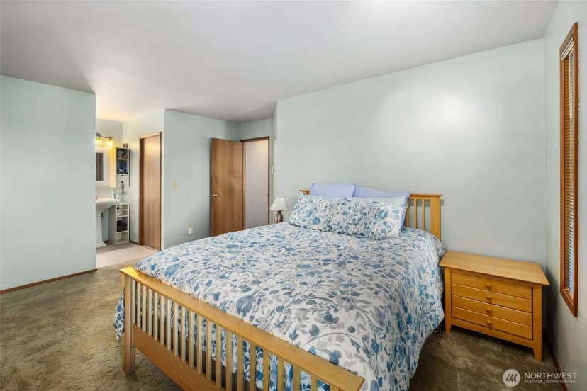 Property photo for 13941 Ne 85th Street, Redmond photo 16