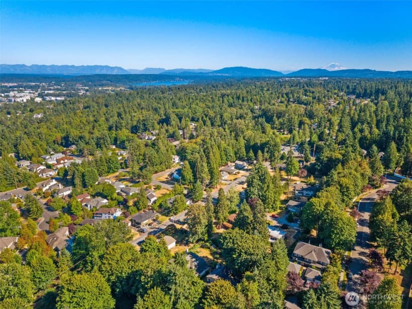 Property photo for 13941 Ne 85th Street, Redmond photo 29