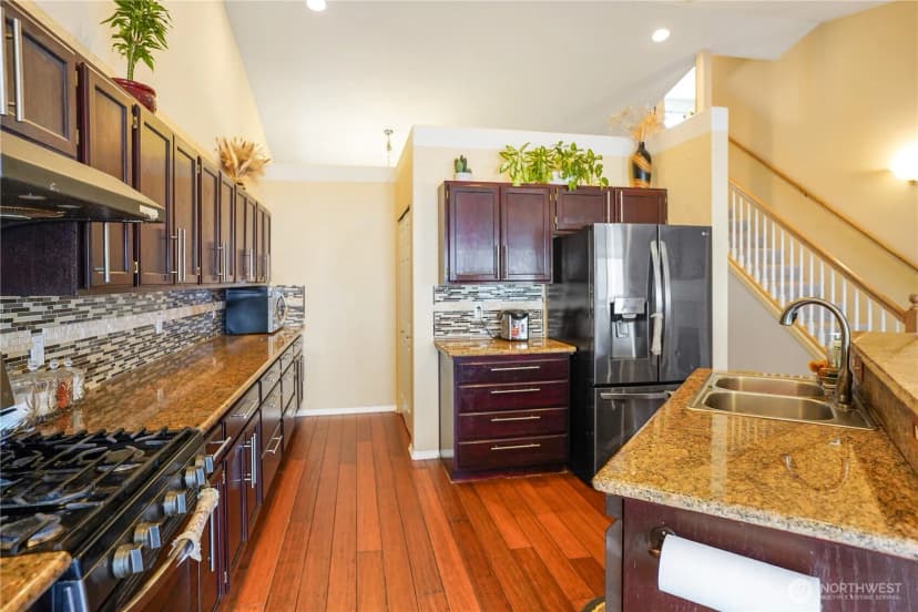Property photo for 17624 12th Place W, Lynnwood photo 8