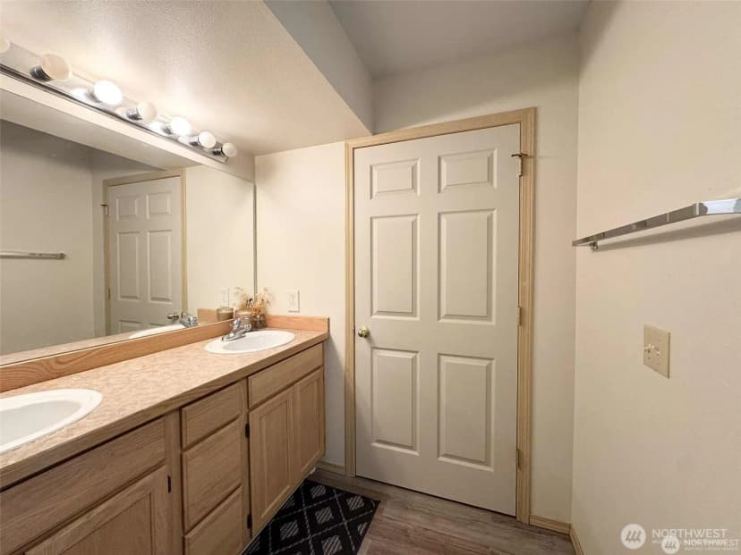 Property photo for 17624 12th Place W, Lynnwood photo 13