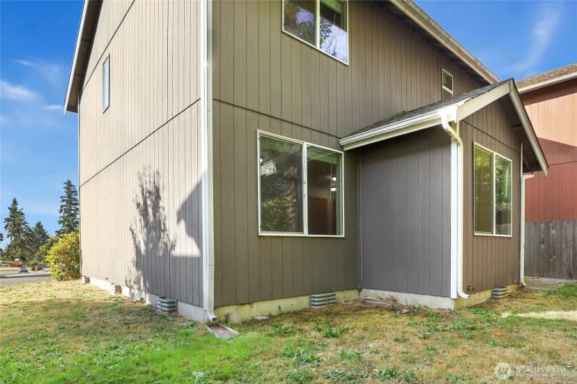Property photo for 638 Shirehill Street, Bremerton photo 33