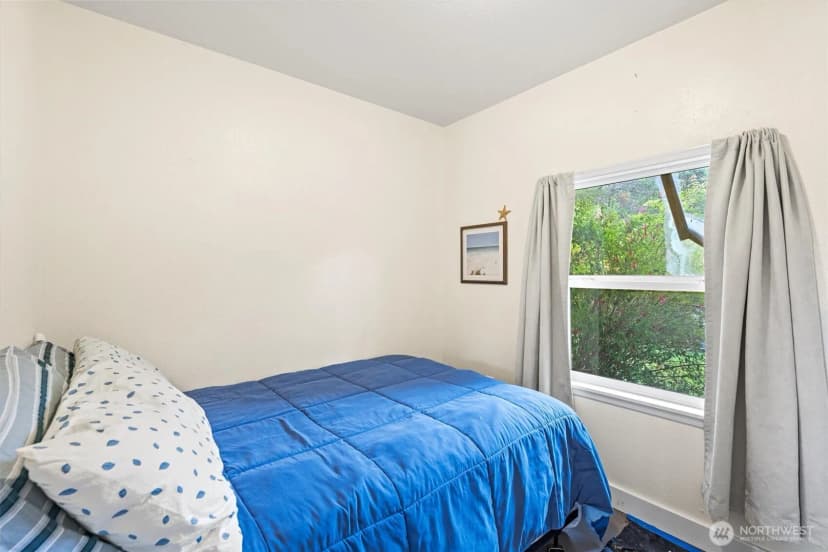Property photo for 11303 Pacific Way, Long Beach photo 19