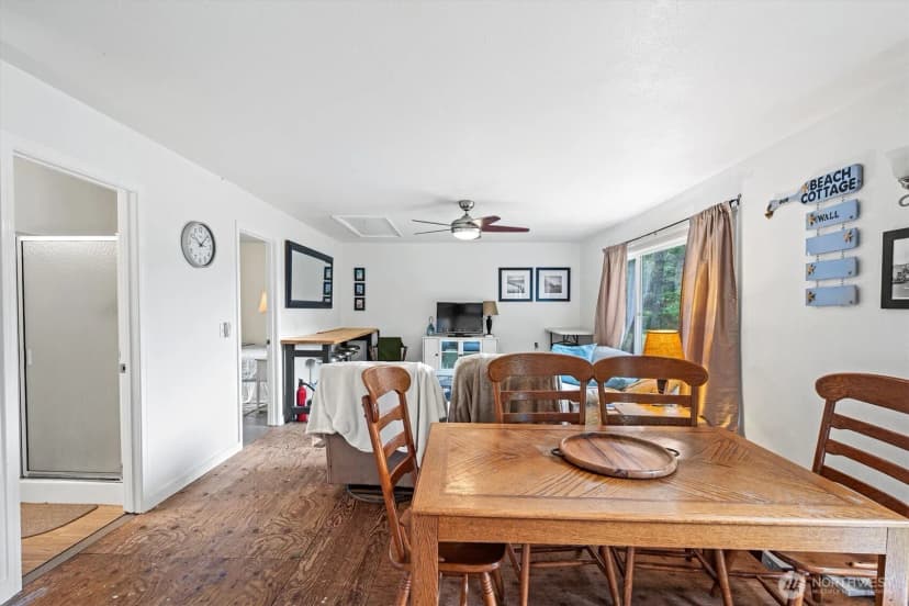 Property photo for 11303 Pacific Way, Long Beach photo 13
