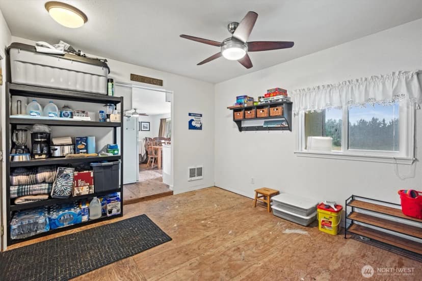Property photo for 11303 Pacific Way, Long Beach photo 7