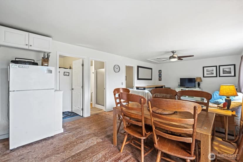 Property photo for 11303 Pacific Way, Long Beach photo 14