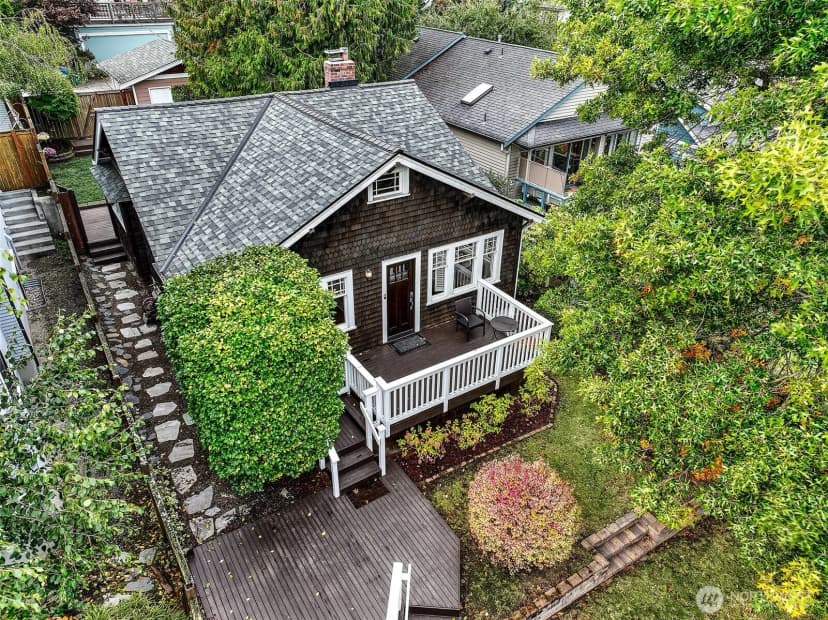 Property photo for 3413 10th Avenue W, Seattle photo 3
