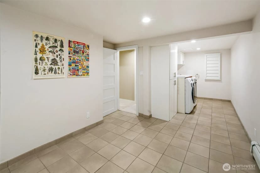 Property photo for 3413 10th Avenue W, Seattle photo 19