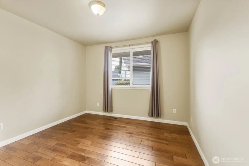 Property photo for 4324 7th Street Pl Se, Puyallup photo 13