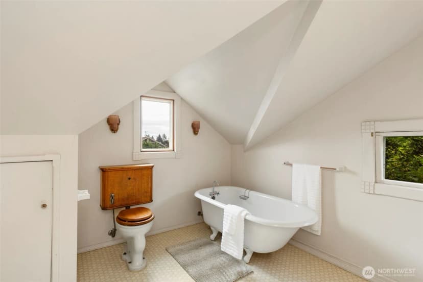 Property photo for 1707 Jackson Street, Port Townsend photo 22