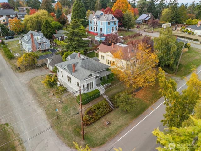 Property photo for 1707 Jackson Street, Port Townsend photo 3