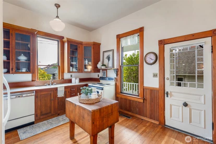 Property photo for 1707 Jackson Street, Port Townsend photo 10
