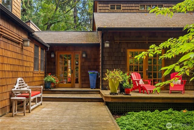 Property photo for 10712 Ne Torvanger Road, Bainbridge Island