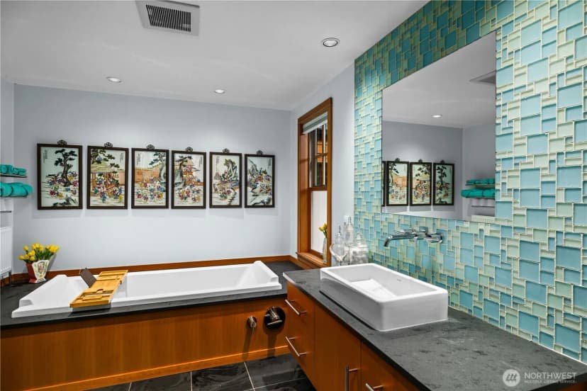 Property photo for 10712 Ne Torvanger Road, Bainbridge Island photo 20