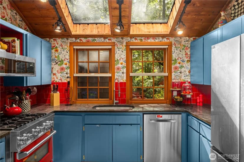 Property photo for 10712 Ne Torvanger Road, Bainbridge Island photo 9