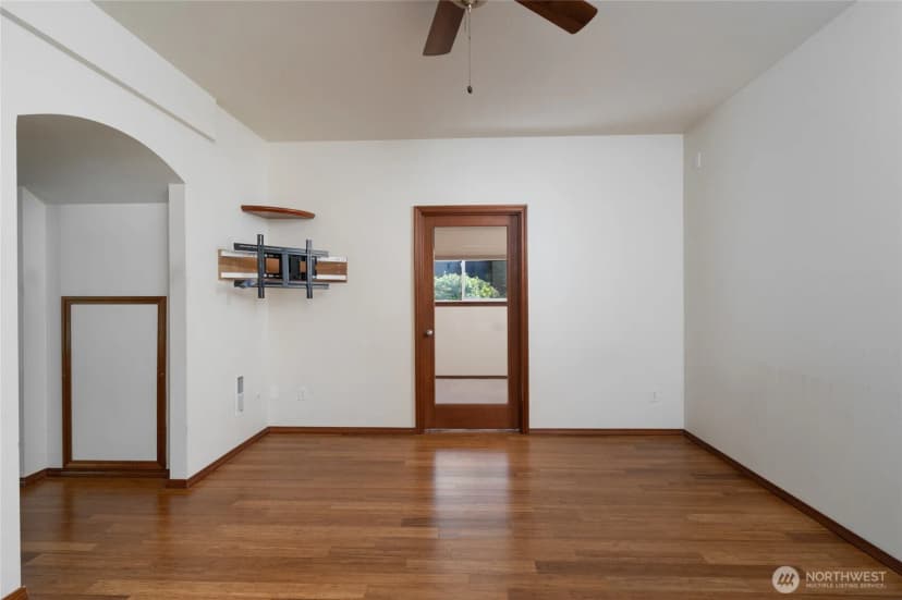 Property photo for 7654 Renic Drive, Sedro Woolley photo 19