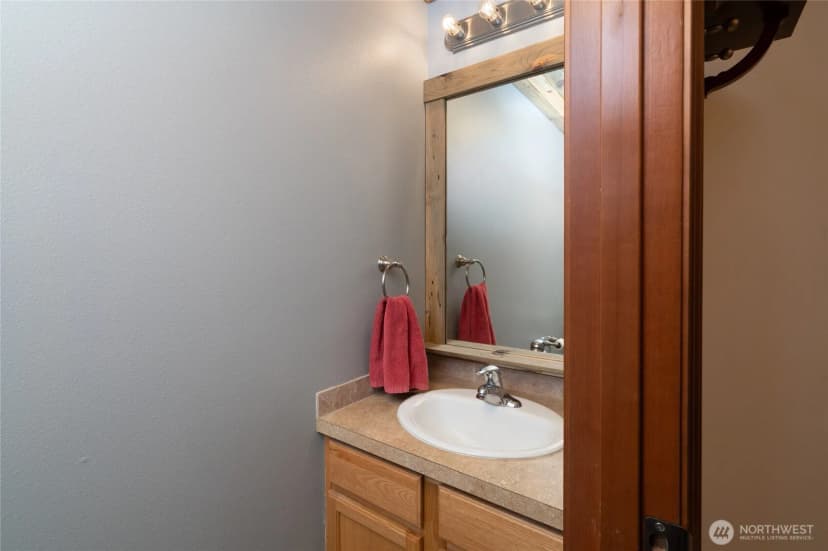Property photo for 7654 Renic Drive, Sedro Woolley photo 13