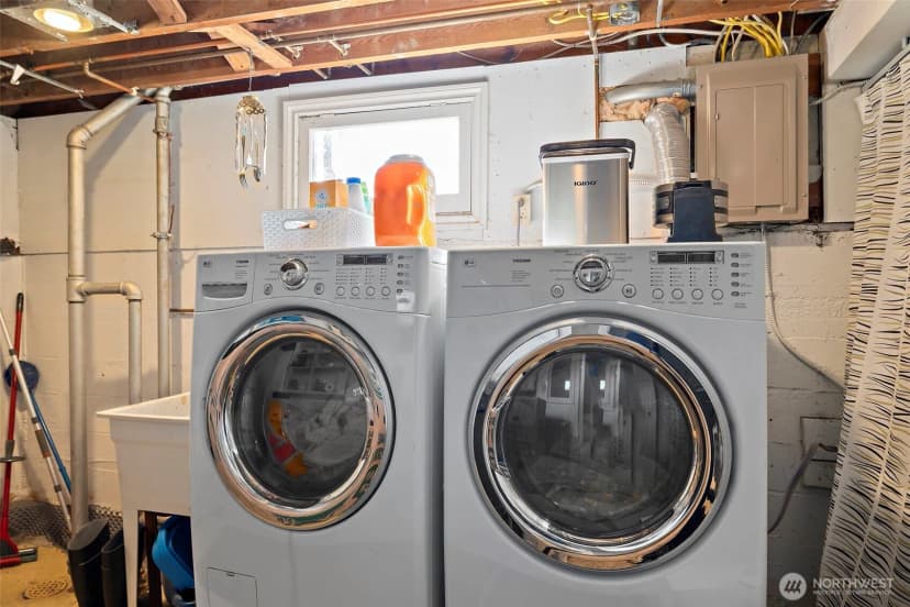 Property photo for 10127 Waters Avenue S, Seattle photo 27