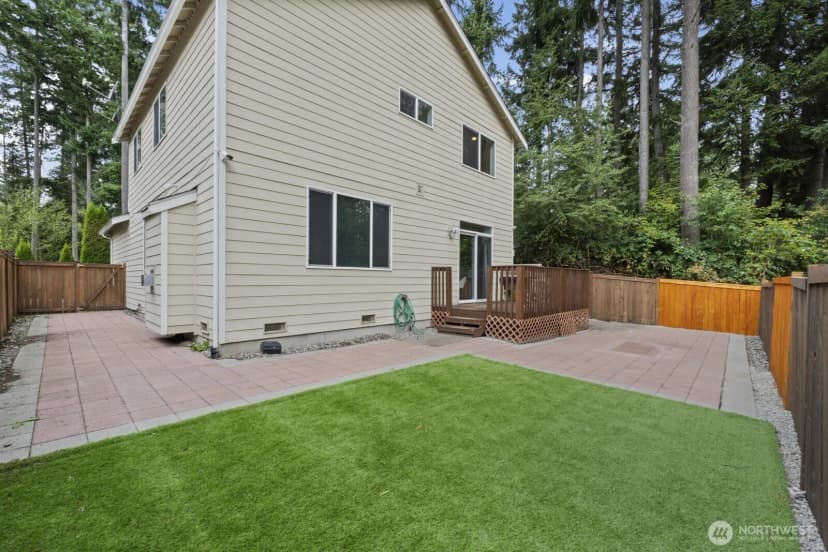 Property photo for 12403 17th Ave Se, Everett photo 34