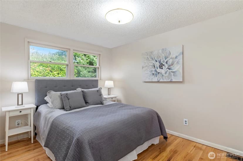 Property photo for 944 E 30th Street, Bremerton photo 10