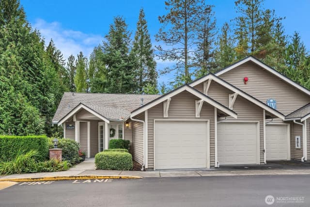 Property photo for 18669 Ne 55th Way, Redmond photo 4