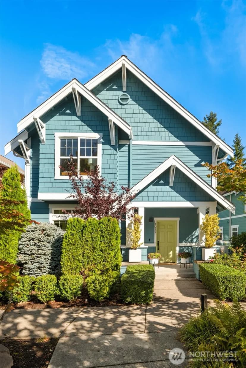 Property photo for 1912 Ne Kincaid Walk, Issaquah photo 2