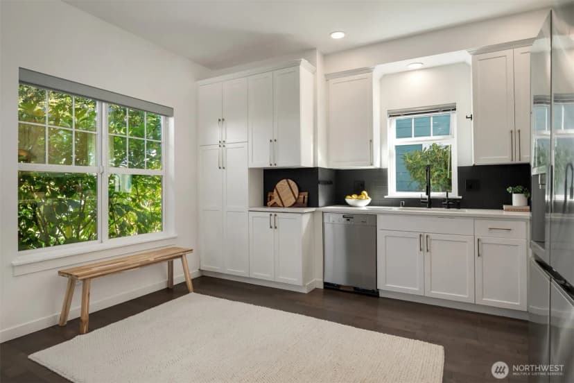 Property photo for 1912 Ne Kincaid Walk, Issaquah photo 10