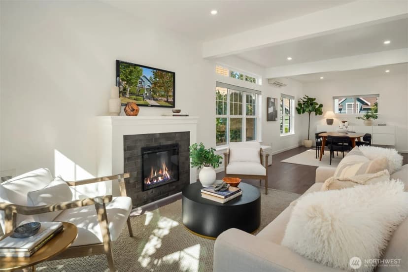 Property photo for 1912 Ne Kincaid Walk, Issaquah photo 4