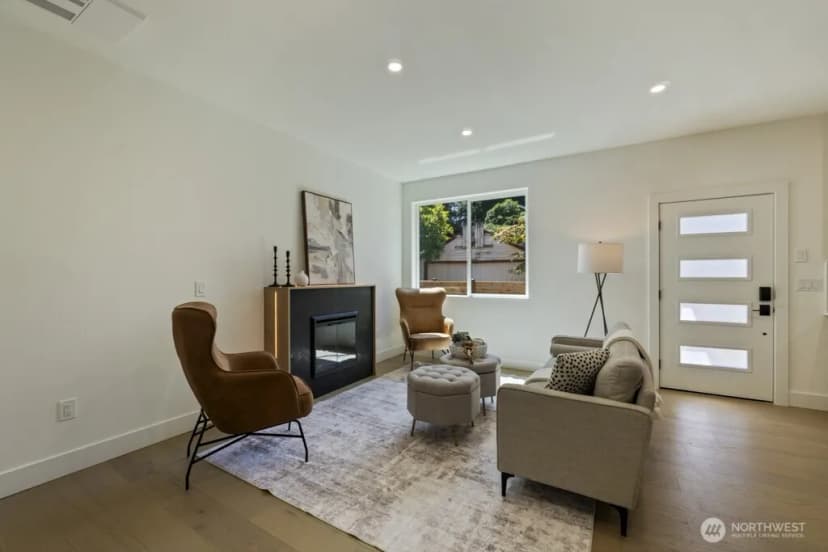 Property photo for 12048 5th Avenue Ne #b, Seattle photo 6