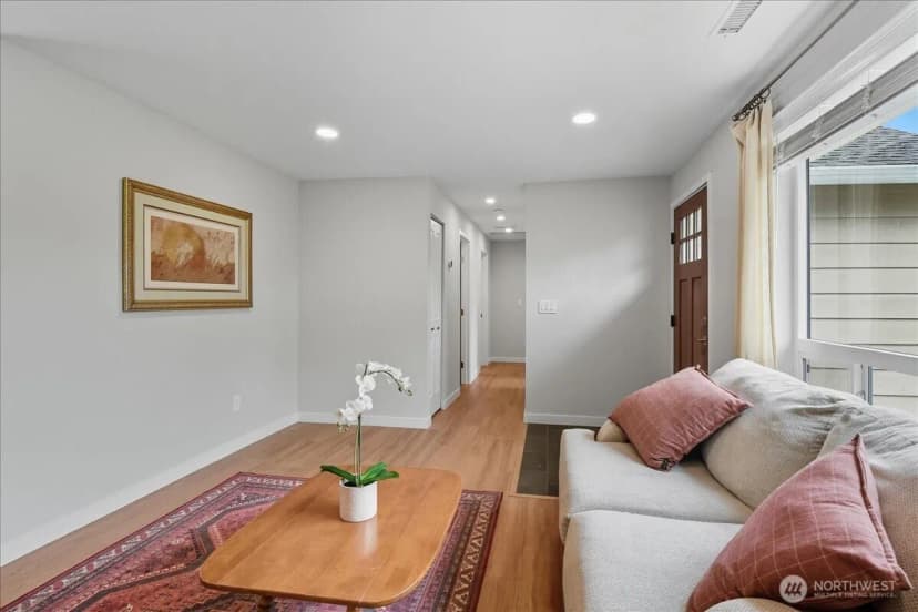 Property photo for 27001 35th Avenue S, Kent photo 8
