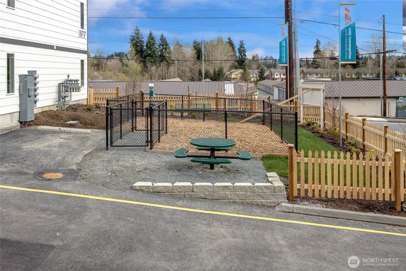 Property photo for 18717 68th Avenue Ne #105, Kenmore photo 24