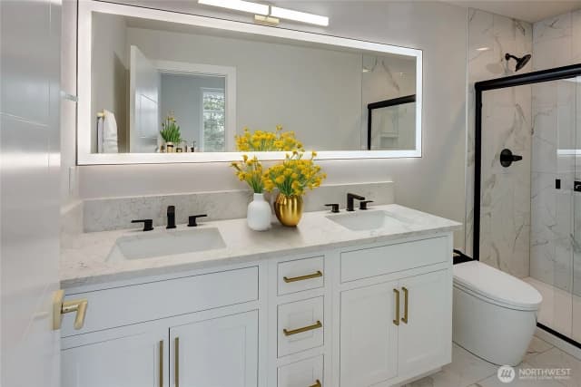 Property photo for 18717 68th Avenue Ne #105, Kenmore photo 3