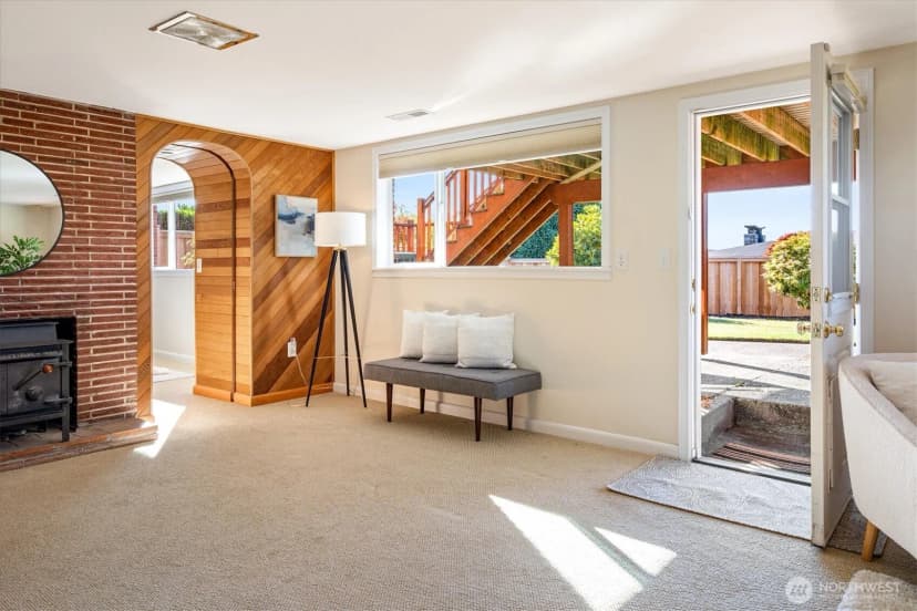 Property photo for 9233 20th Avenue Nw, Seattle photo 23