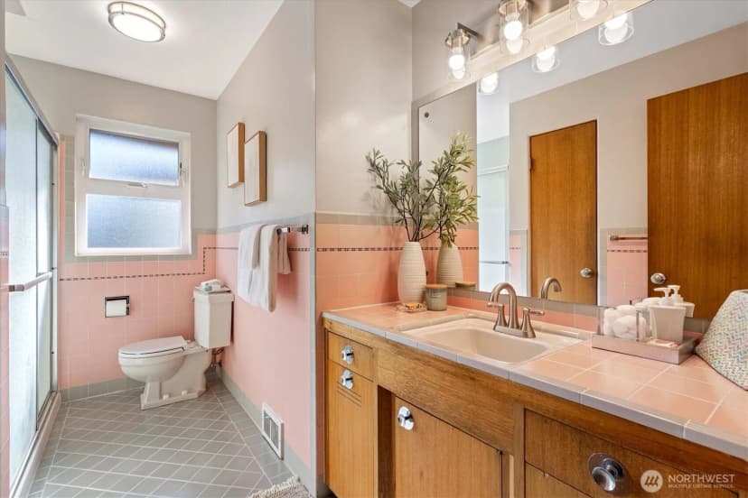 Property photo for 9233 20th Avenue Nw, Seattle photo 19