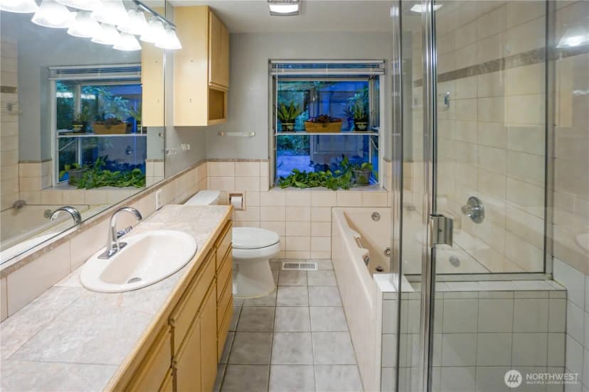Property photo for 1518 Sw 130th Street, Burien photo 21