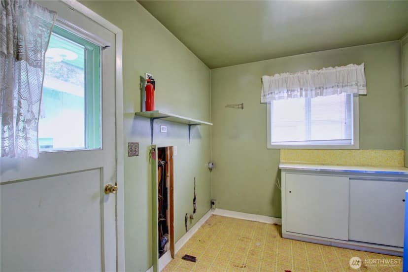 Property photo for 1520 Broad Street, Mount Vernon photo 11