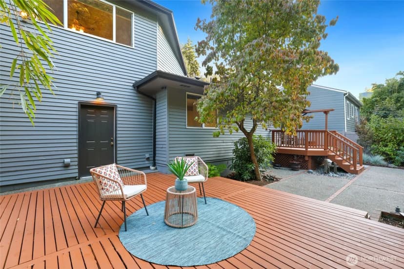 Property photo for 5137 Sw Admiral Way, Seattle photo 22