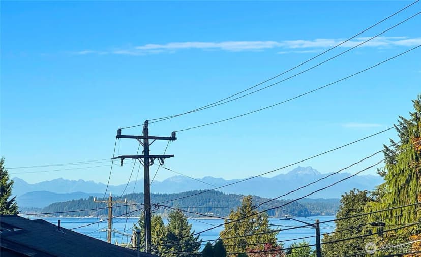 Property photo for 5137 Sw Admiral Way, Seattle photo 25