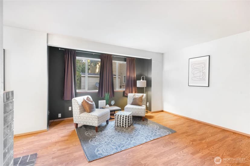 Property photo for 5600 Wisteria Lane Ne, Bremerton photo 4